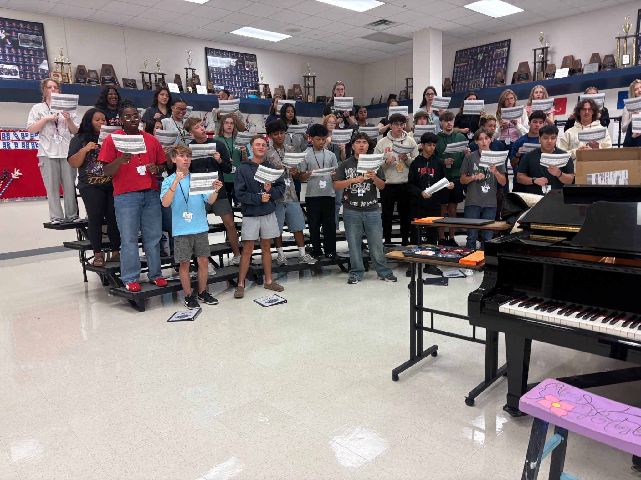 Sachse Choir students rehearsing in the choir room